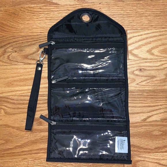 NWOT Clever Container Wristlet - Picture 6 of 11